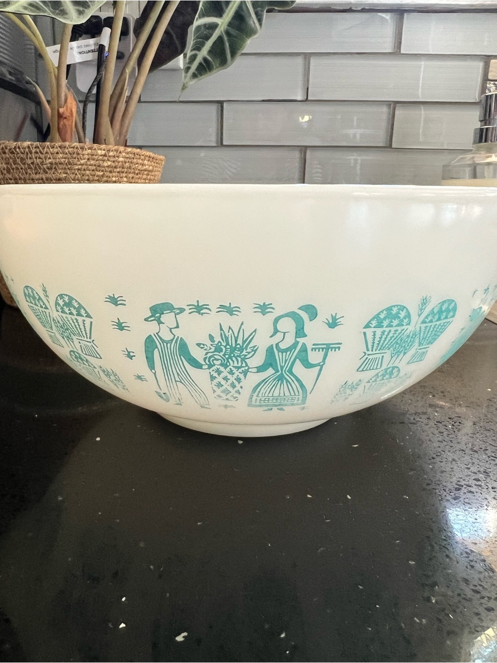 Pyrex White Ceramic Mixing Bowl with Teal Folk-Print (Amish)